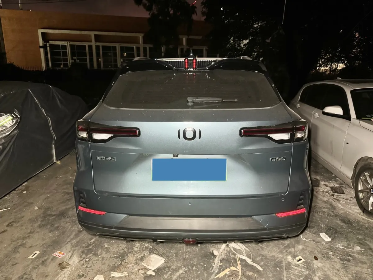 2023 Venucia Grand V DD-i 1.5T 163HP L4 E-CVT PHEV 18.4KWH,autocango,china used car exporter,china ev exporter,chinese used car exporter,chinese used ev exporter