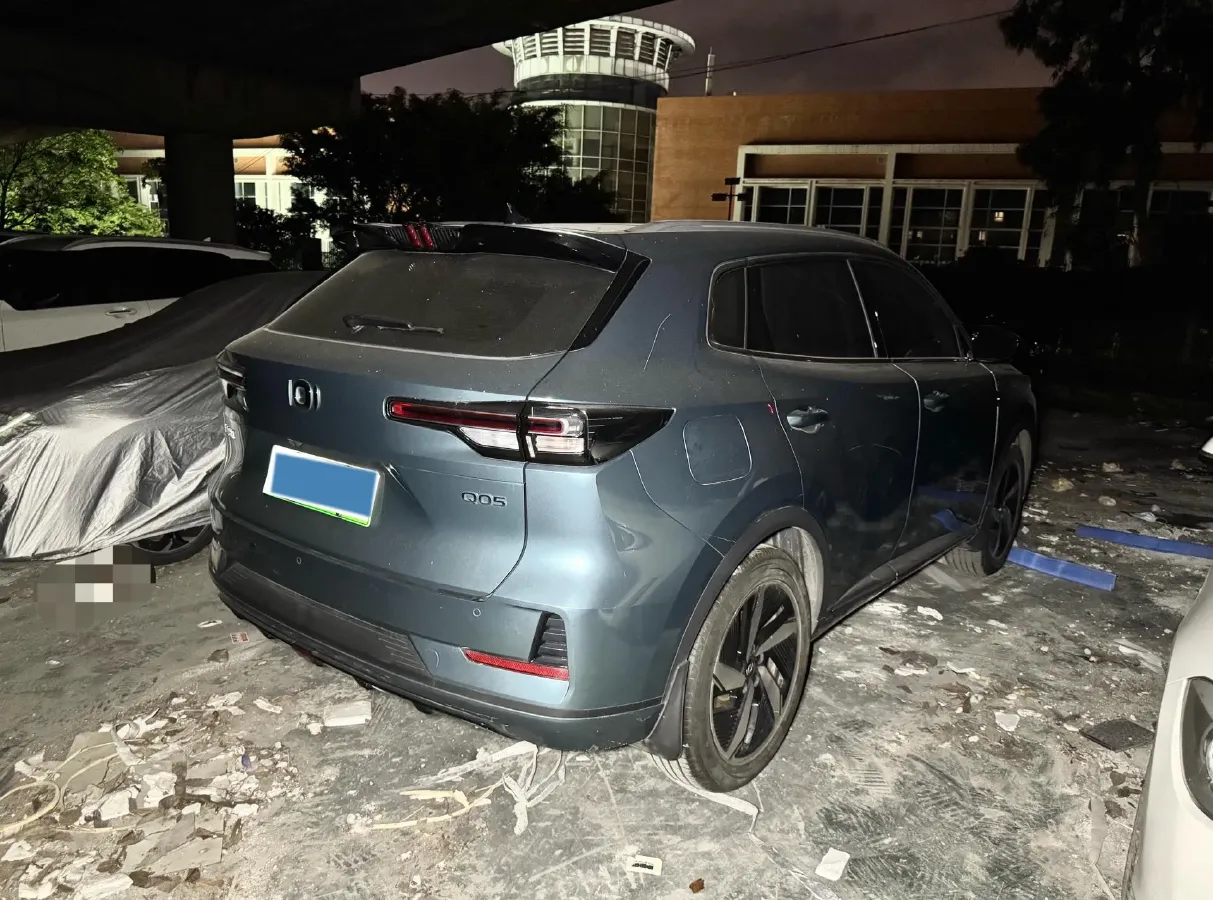 2023 Venucia Grand V DD-i 1.5T 163HP L4 E-CVT PHEV 18.4KWH,autocango,china used car exporter,china ev exporter,chinese used car exporter,chinese used ev exporter