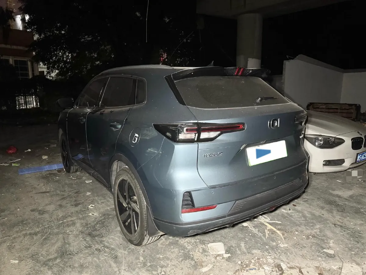 2023 Venucia Grand V DD-i 1.5T 163HP L4 E-CVT PHEV 18.4KWH,autocango,china used car exporter,china ev exporter,chinese used car exporter,chinese used ev exporter