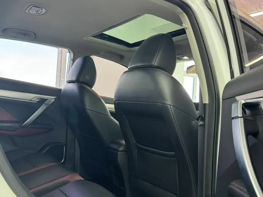 2021 Geely Coolray 1.4T 141HP L4 6DCT,autocango,china used car exporter,china ev exporter,chinese used car exporter,chinese used ev exporter