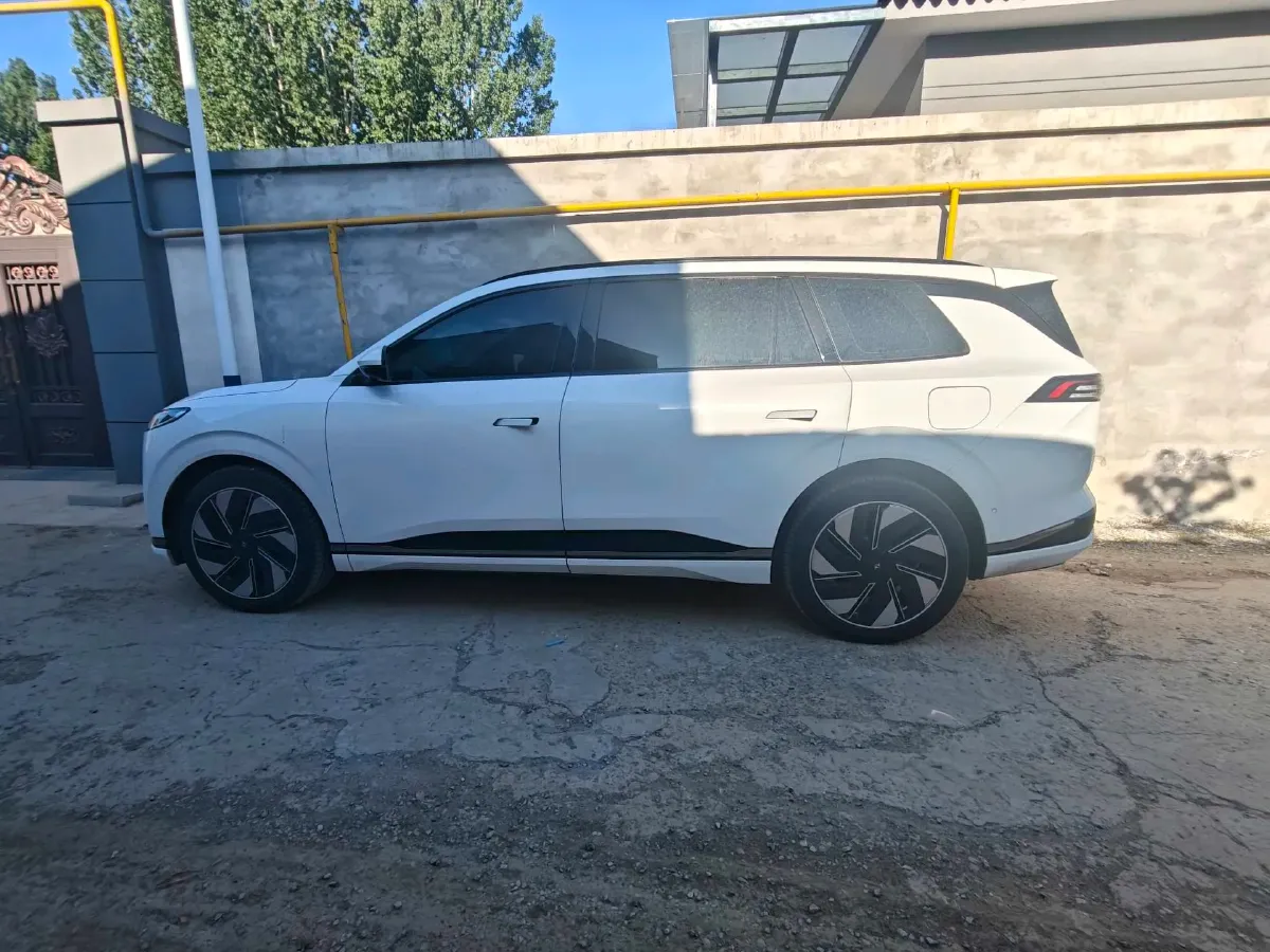 2024 DongFeng eπ eπ008 1.5T 147HP L4 REEV 34.32KWH,autocango,china used car exporter,china ev exporter,chinese used car exporter,chinese used ev exporter