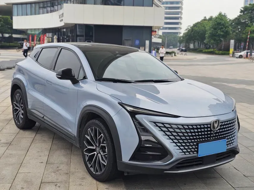 2022 ChangAn UNI-T 1.5T 188HP L4 7DCT,autocango,china used car exporter,china ev exporter,chinese used car exporter,chinese used ev exporter