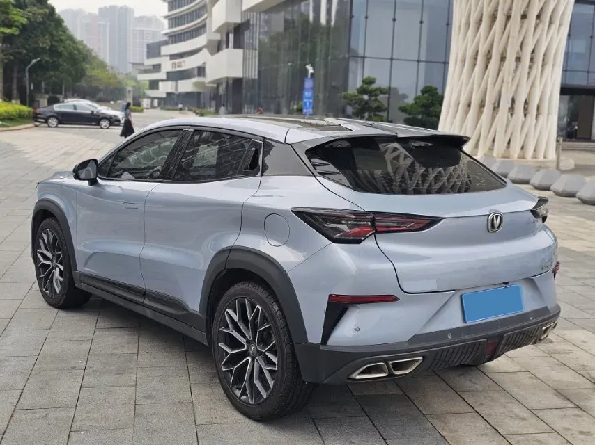 2022 ChangAn UNI-T 1.5T 188HP L4 7DCT,autocango,china used car exporter,china ev exporter,chinese used car exporter,chinese used ev exporter