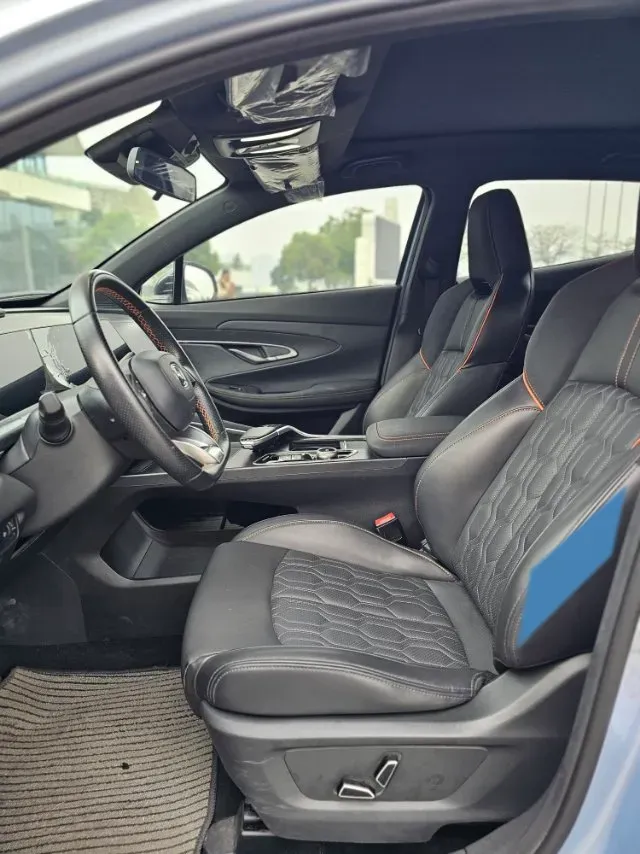 2022 ChangAn UNI-T 1.5T 188HP L4 7DCT,autocango,china used car exporter,china ev exporter,chinese used car exporter,chinese used ev exporter