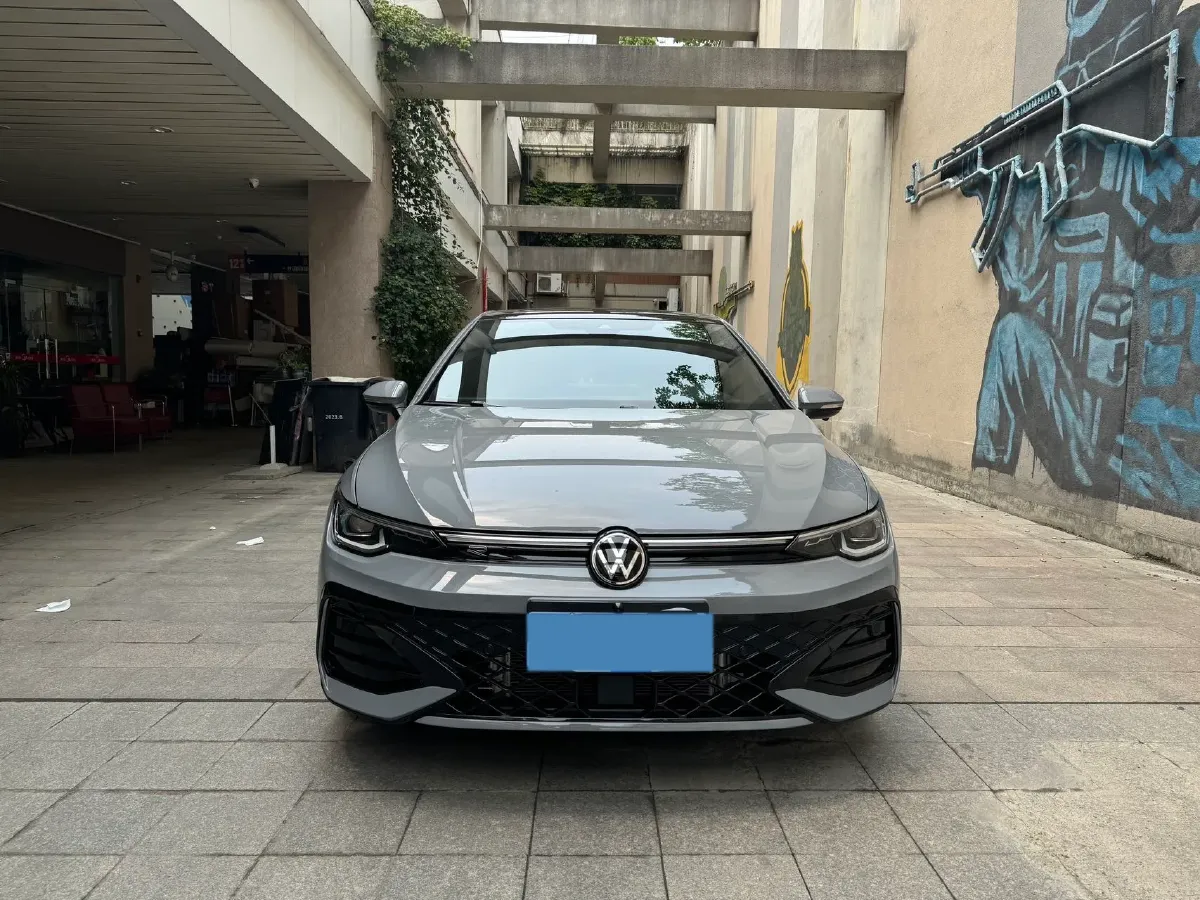 2025 Volkswagen Golf 1.5T 160HP L4 7DCT,autocango,china used car exporter,china ev exporter,chinese used car exporter,chinese used ev exporter