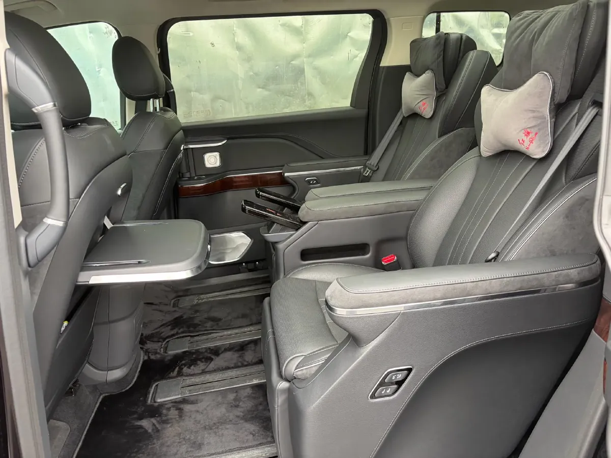 2024 HongQi HQ9 2.0T 163HP L4 1DHT PHEV 20.14KWH,autocango,china used car exporter,china ev exporter,chinese used car exporter,chinese used ev exporter