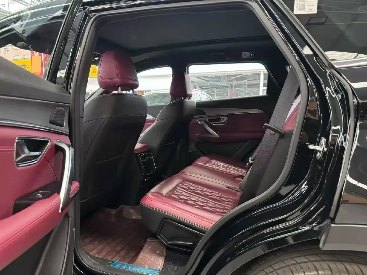 2024 Jetour X70 Plus 1.5T 156HP L4 6DCT,autocango,china used car exporter,china ev exporter,chinese used car exporter,chinese used ev exporter