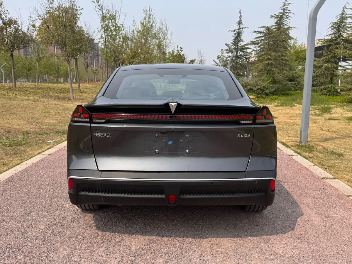 2025 Deepal SL03 1.5L 95HP L4 REEV 18.99KWH,autocango,china used car exporter,china ev exporter,chinese used car exporter,chinese used ev exporter