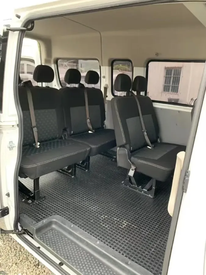 2025 MAXUS XinTu V80 2.0T 147HP L4 6MT,autocango,china used car exporter,china ev exporter,chinese used car exporter,chinese used ev exporter