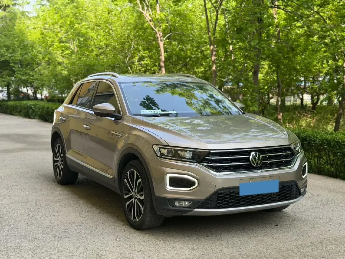 2021 Volkswagen T-Roc 1.4T 150HP L4 7DCT,autocango,china used car exporter,china ev exporter,chinese used car exporter,chinese used ev exporter