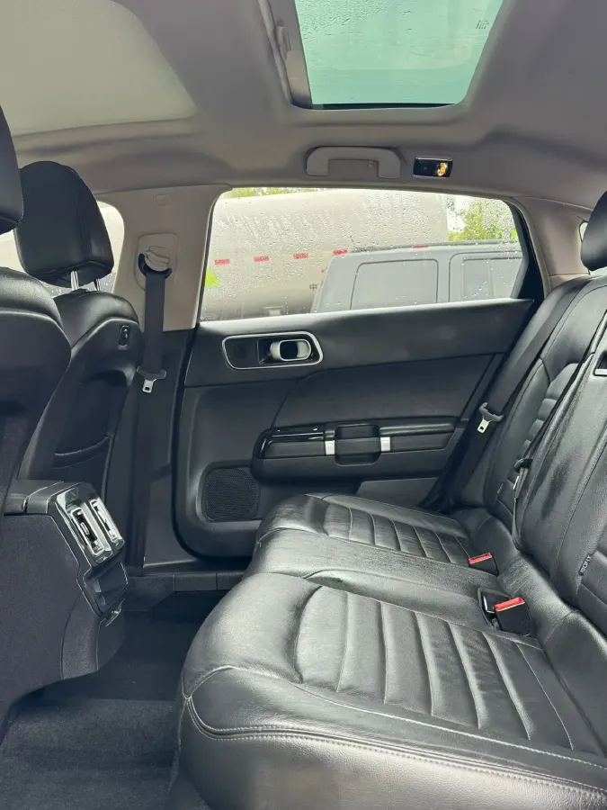 2020 Citroen C6 1.8T 211HP L4 8AT,autocango,china used car exporter,china ev exporter,chinese used car exporter,chinese used ev exporter