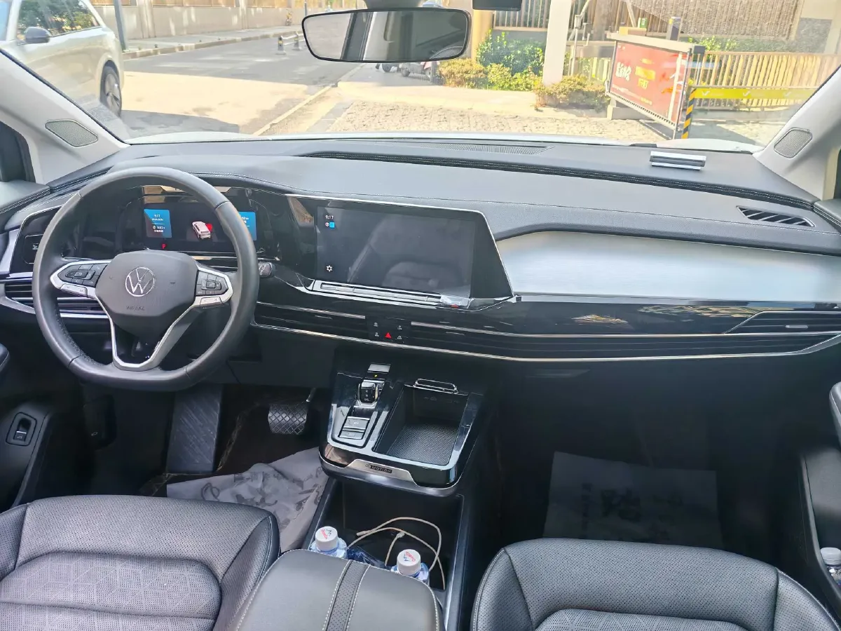 2023 Volkswagen Talagon 2.0T 220HP L4 7DCT,autocango,china used car exporter,china ev exporter,chinese used car exporter,chinese used ev exporter