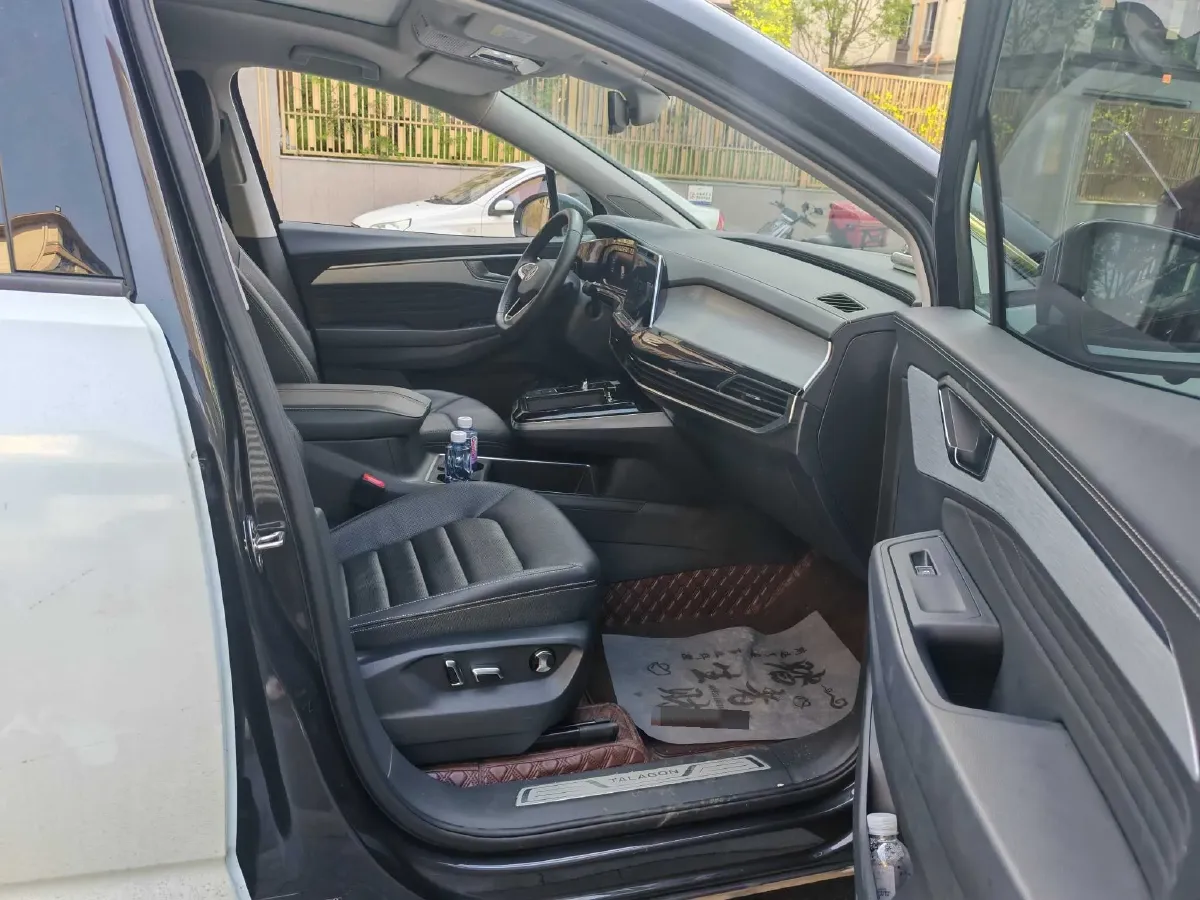 2023 Volkswagen Talagon 2.0T 220HP L4 7DCT,autocango,china used car exporter,china ev exporter,chinese used car exporter,chinese used ev exporter