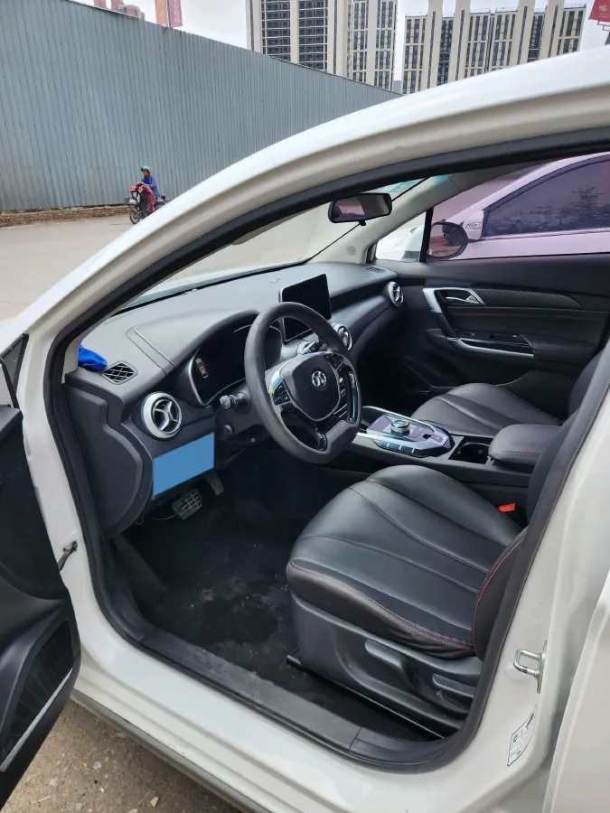 2018 BeiJing Auto EU5 BEV 53.66KWH,autocango,china used car exporter,china ev exporter,chinese used car exporter,chinese used ev exporter