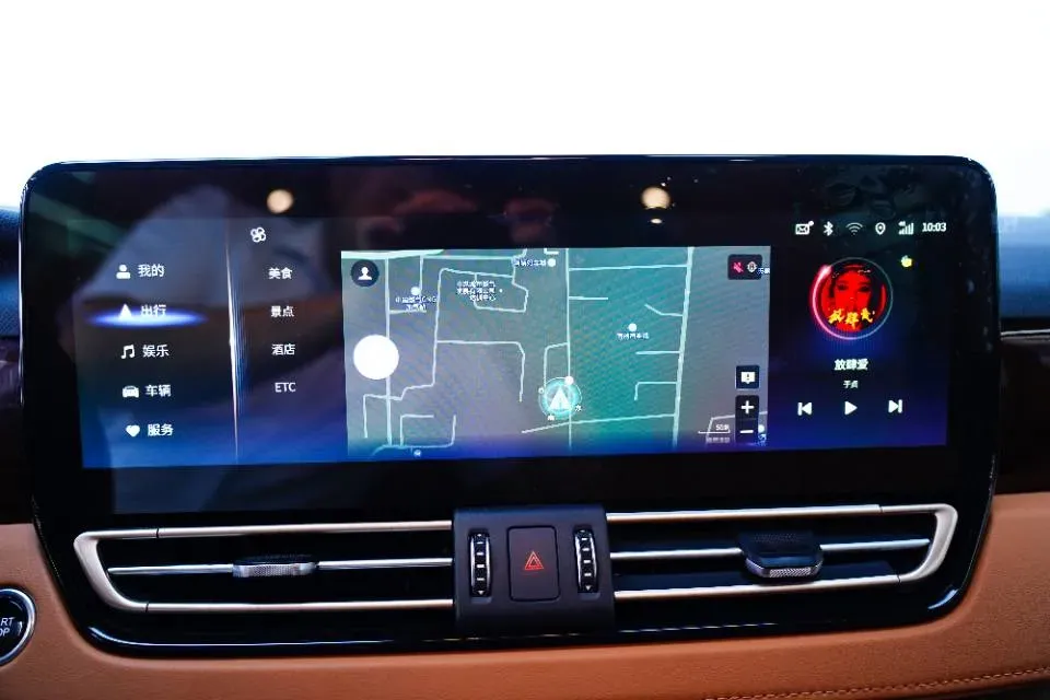 2023 HongQi HQ9 2.0T 252HP L4 8AT,autocango,china used car exporter,china ev exporter,chinese used car exporter,chinese used ev exporter