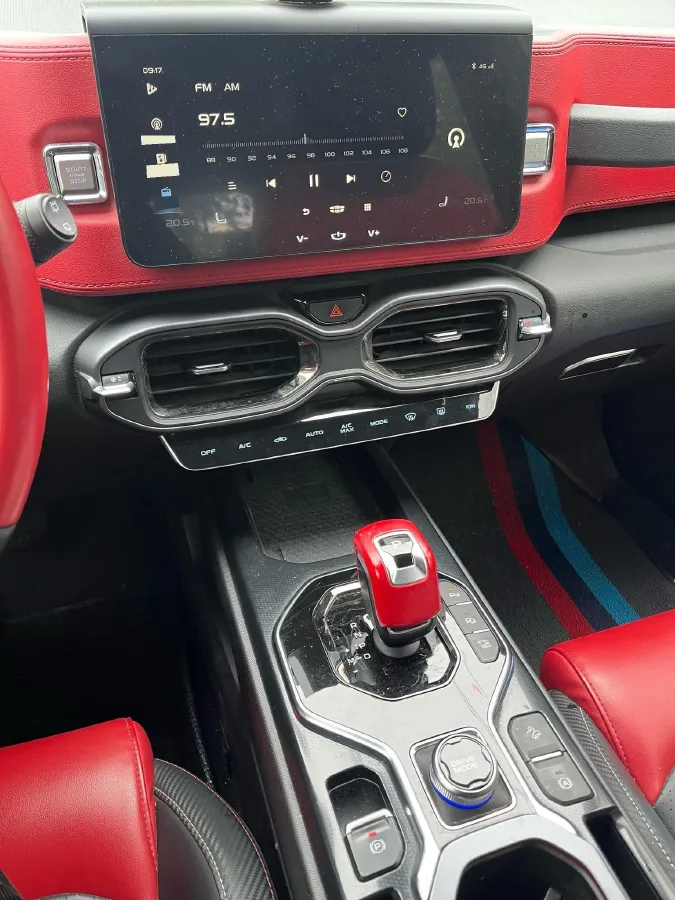 2020 Geely ICON 1.5T 177HP L3 7DCT,autocango,china used car exporter,china ev exporter,chinese used car exporter,chinese used ev exporter