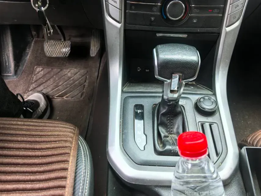 2019 MAXUS T70 2.0T 163HP L4 6AT,autocango,china used car exporter,china ev exporter,chinese used car exporter,chinese used ev exporter