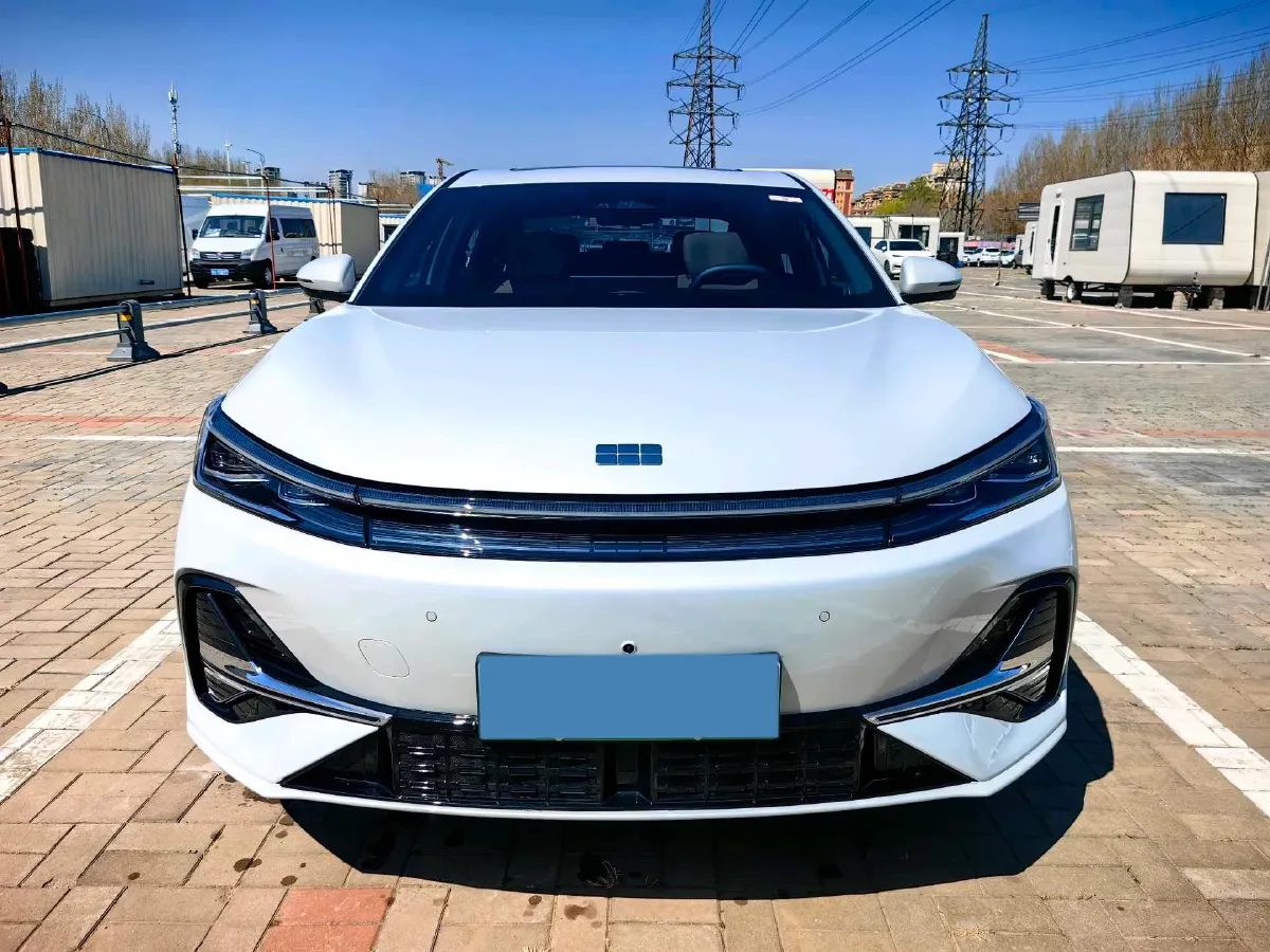 2025 Geely Galaxy A7 1.5L 112HP L4 1DHT PHEV,autocango,china used car exporter,china ev exporter,chinese used car exporter,chinese used ev exporter
