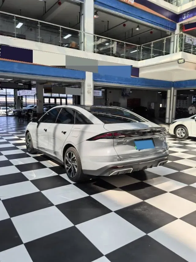 2024 Geely Galaxy L6 1.5T 163HP L4 3DHT PHEV,autocango,china used car exporter,china ev exporter,chinese used car exporter,chinese used ev exporter