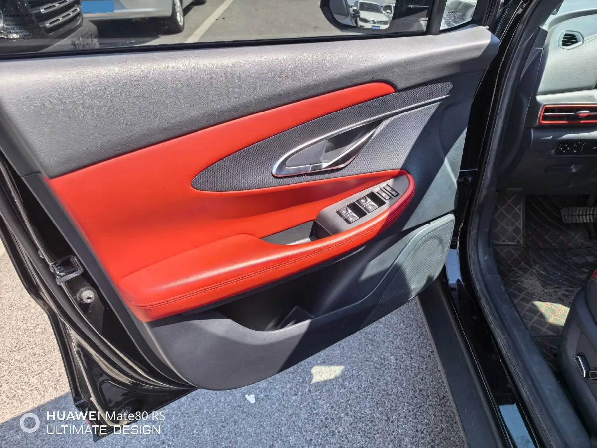 2021 ChangAn UNI-T 1.5T 180HP L4 7DCT,autocango,china used car exporter,china ev exporter,chinese used car exporter,chinese used ev exporter