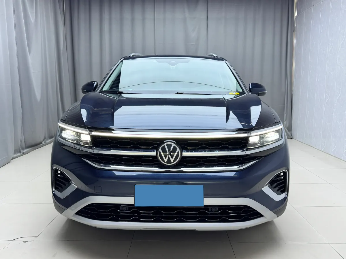2021 Volkswagen Talagon 2.0T 220HP L4 7DCT,autocango,china used car exporter,china ev exporter,chinese used car exporter,chinese used ev exporter
