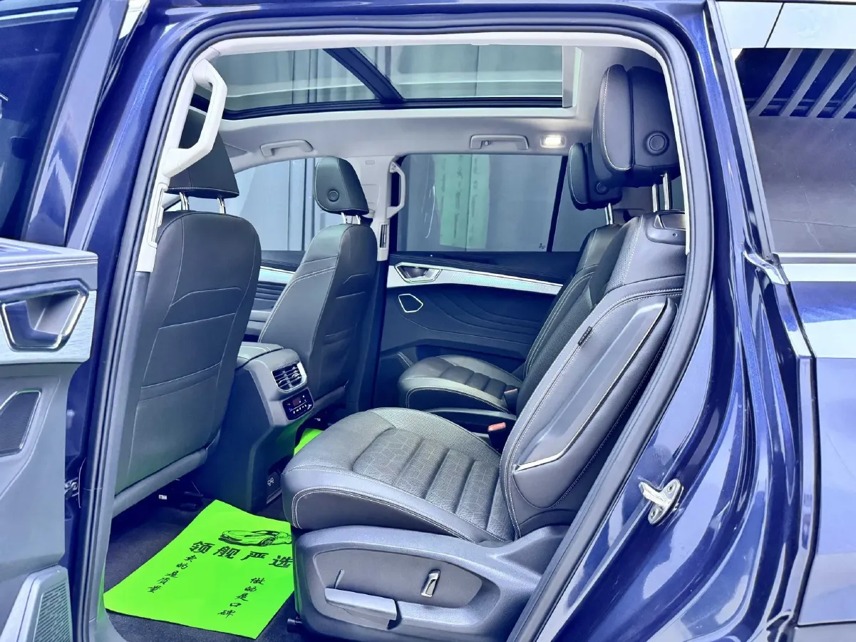 2021 Volkswagen Talagon 2.0T 220HP L4 7DCT,autocango,china used car exporter,china ev exporter,chinese used car exporter,chinese used ev exporter