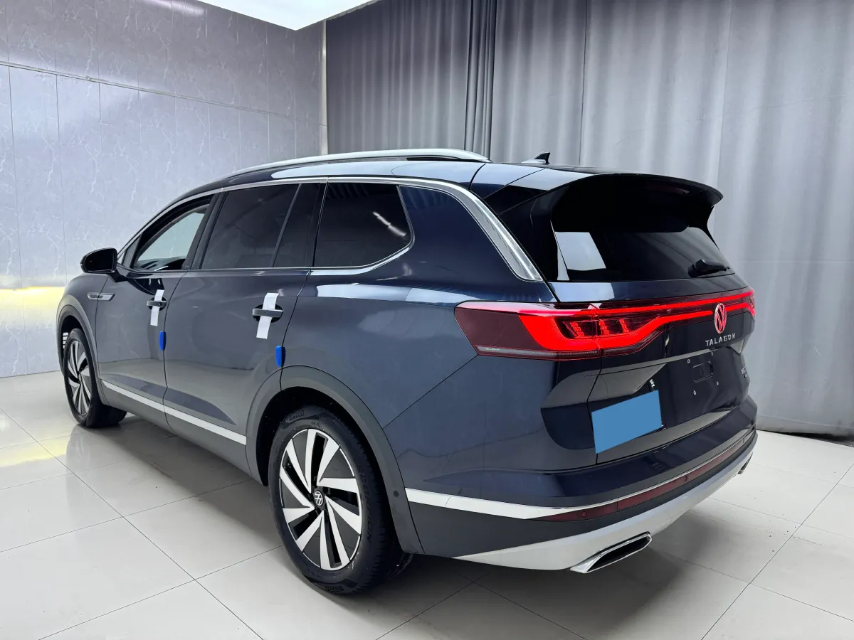2021 Volkswagen Talagon 2.0T 220HP L4 7DCT,autocango,china used car exporter,china ev exporter,chinese used car exporter,chinese used ev exporter