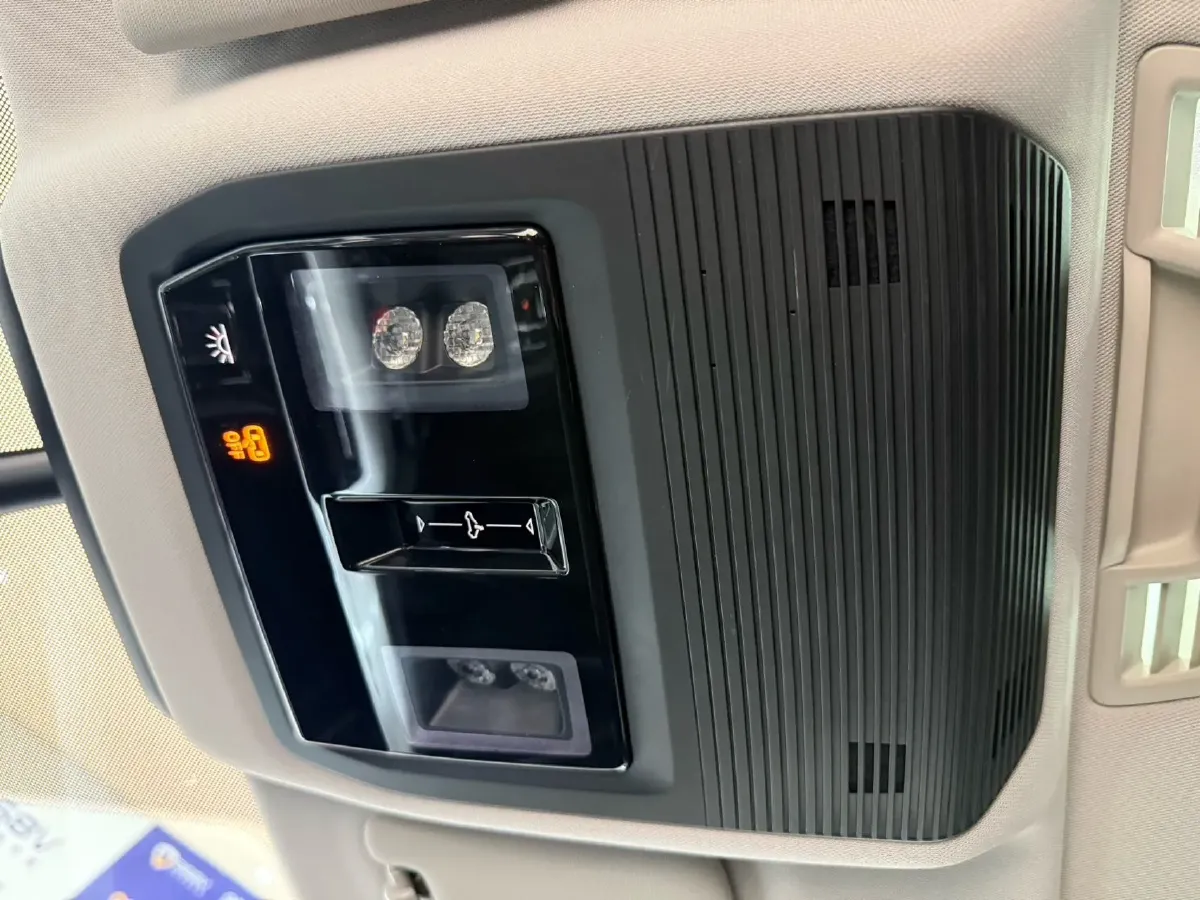 2022 Skoda Octavia 1.4T 150HP L4 7DCT,autocango,china used car exporter,china ev exporter,chinese used car exporter,chinese used ev exporter