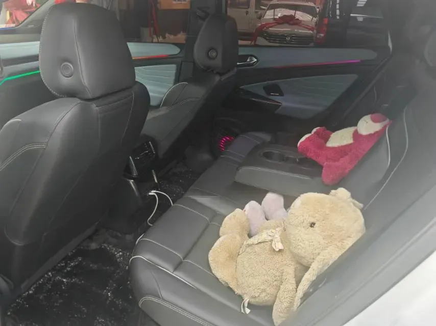 2025 Volkswagen ID.4 X BEV 52.8KWH,autocango,china used car exporter,china ev exporter,chinese used car exporter,chinese used ev exporter