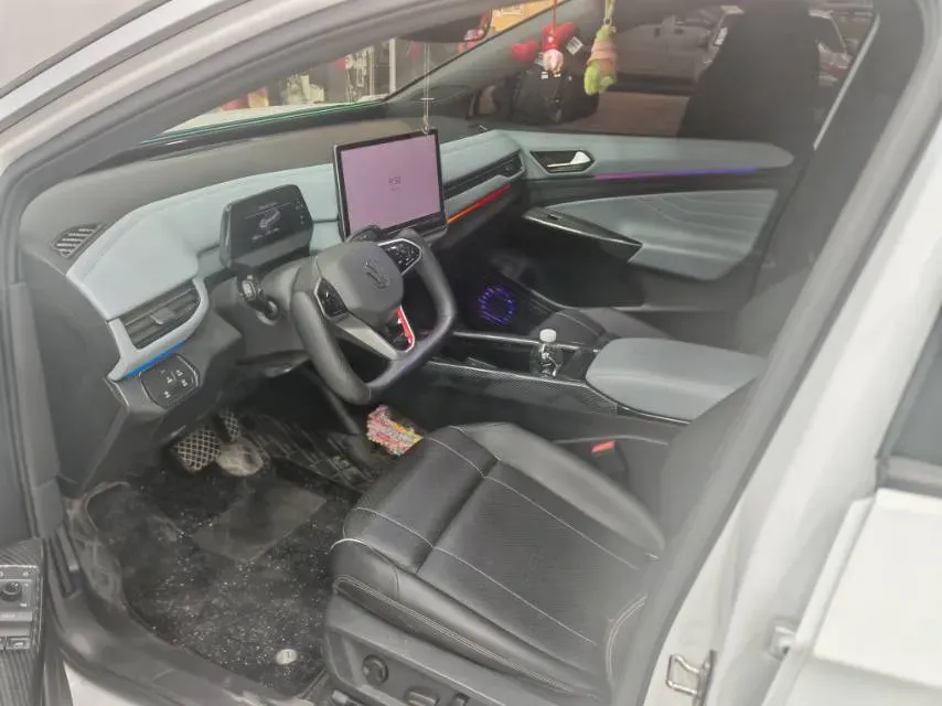 2025 Volkswagen ID.4 X BEV 52.8KWH,autocango,china used car exporter,china ev exporter,chinese used car exporter,chinese used ev exporter