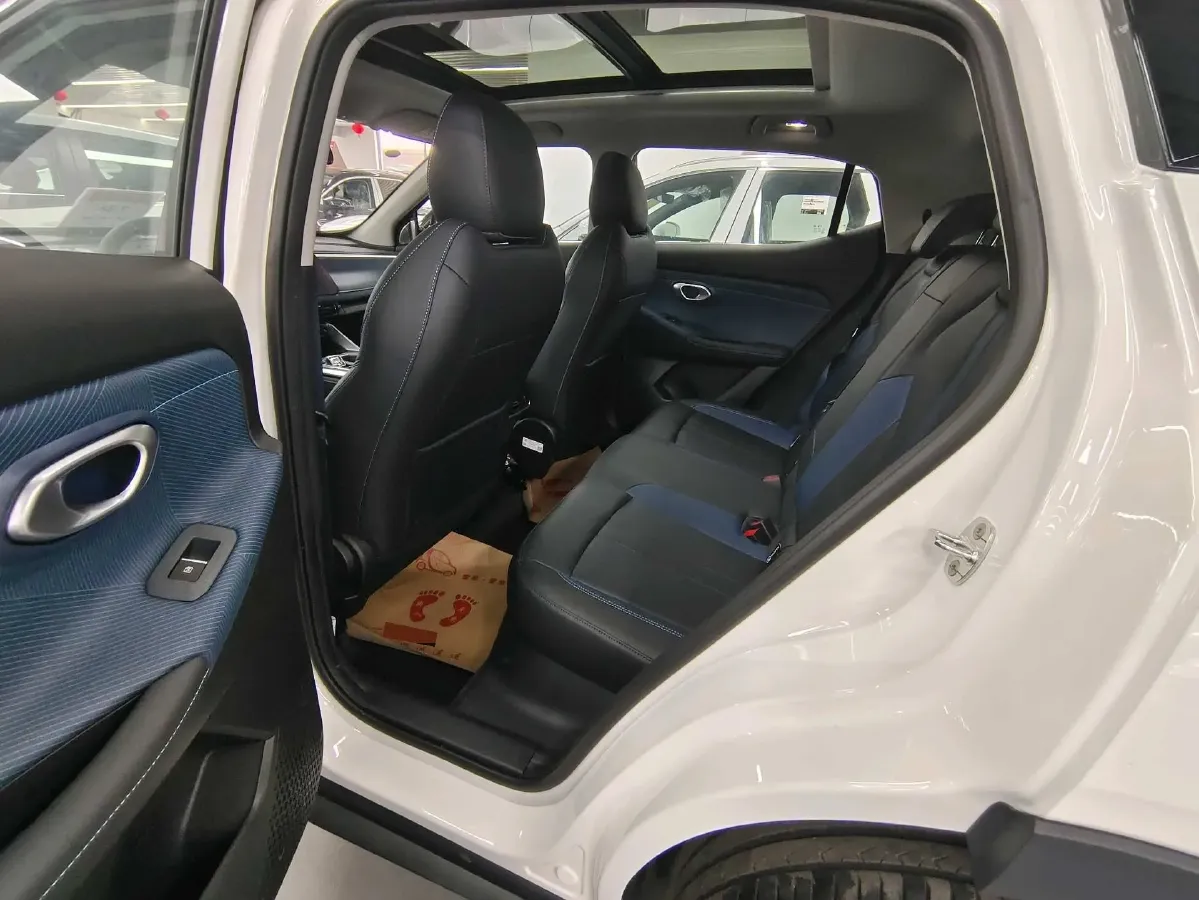 2026 GAC Trumpchi GS3 1.5T 177HP L4 7DCT,autocango,china used car exporter,china ev exporter,chinese used car exporter,chinese used ev exporter