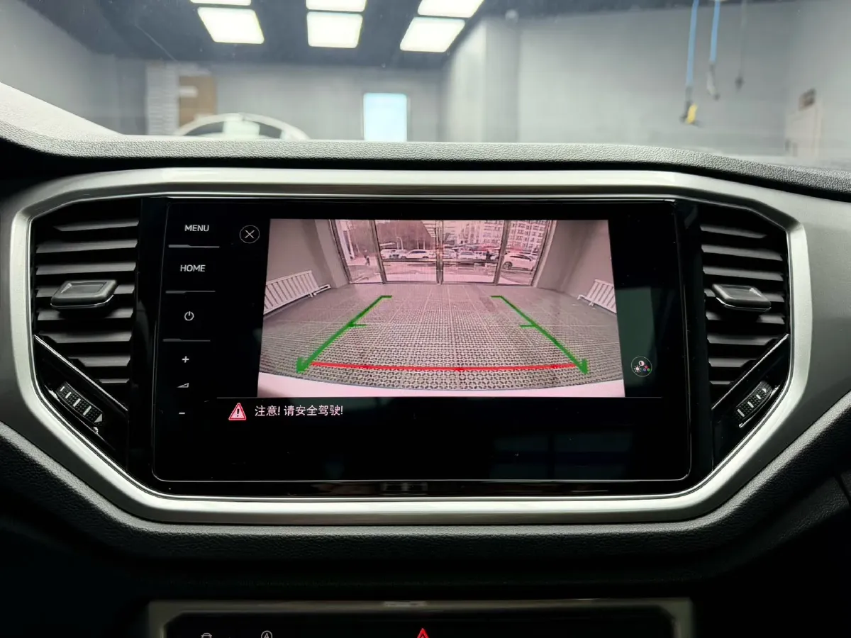 2022 Volkswagen T-Roc 1.4T 150HP L4 7DCT,autocango,china used car exporter,china ev exporter,chinese used car exporter,chinese used ev exporter