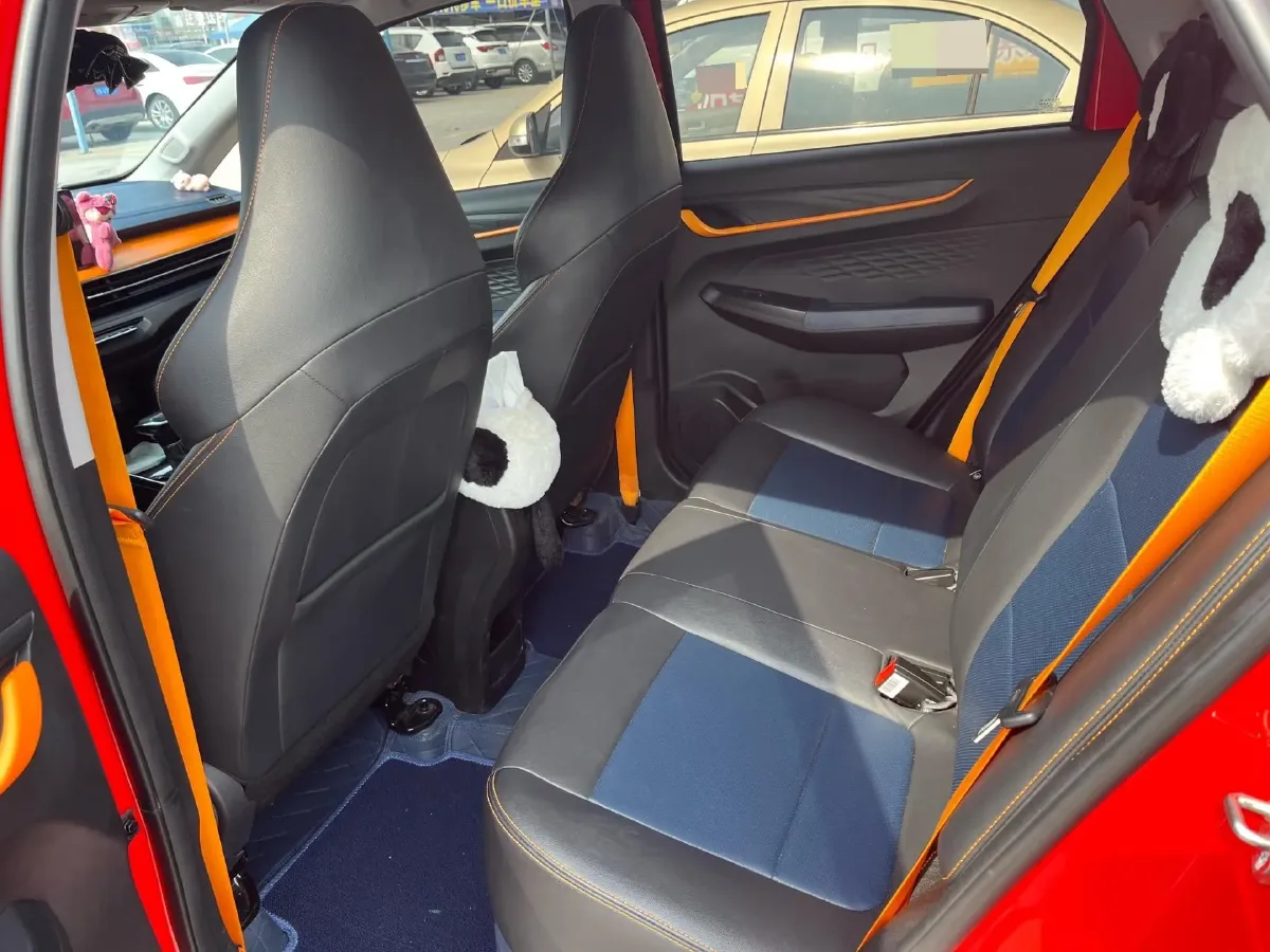 2022 Livan X3 PRO 1.5L 113HP L4 CVT,autocango,china used car exporter,china ev exporter,chinese used car exporter,chinese used ev exporter