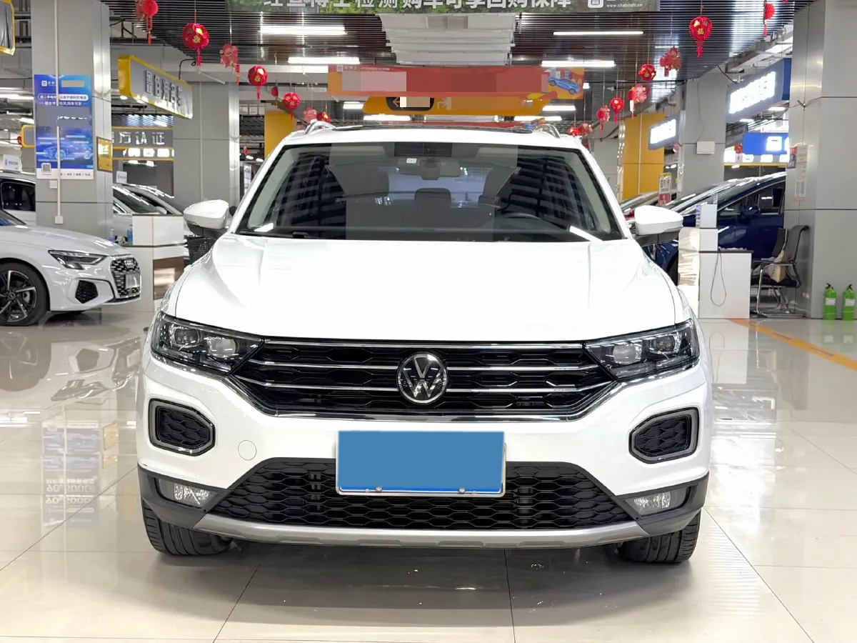 2022 Volkswagen T-Roc 1.4T 150HP L4 7DCT,autocango,china used car exporter,china ev exporter,chinese used car exporter,chinese used ev exporter