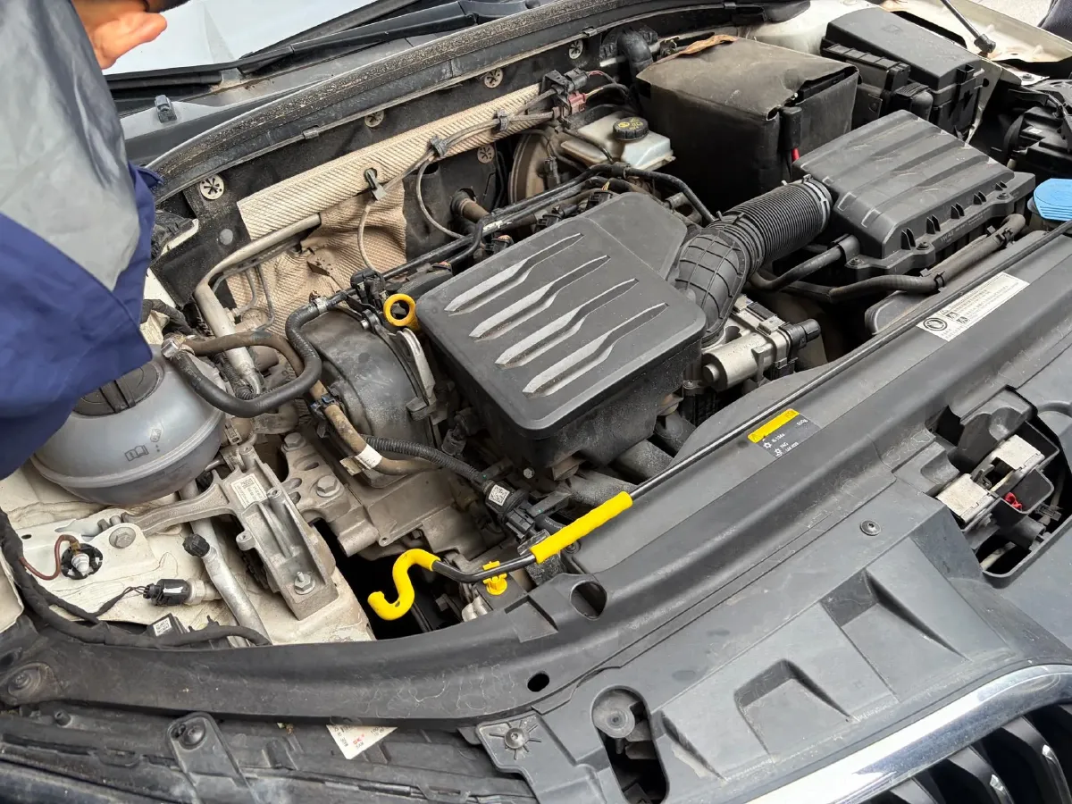 2019 Skoda Octavia 1.5L 116HP L4 5MT,autocango,china used car exporter,china ev exporter,chinese used car exporter,chinese used ev exporter