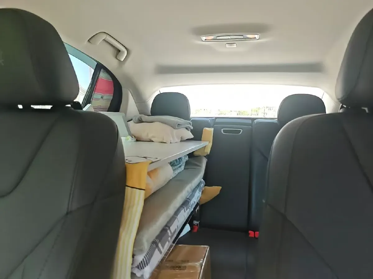 2023 HongQi E-QM5 BEV 54KWH,autocango,china used car exporter,china ev exporter,chinese used car exporter,chinese used ev exporter