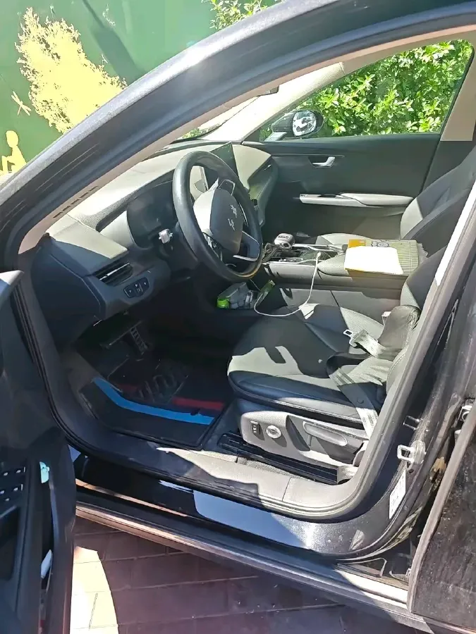 2023 HongQi E-QM5 BEV 54KWH,autocango,china used car exporter,china ev exporter,chinese used car exporter,chinese used ev exporter