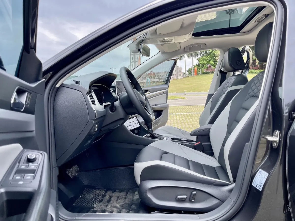 2023 Volkswagen Bora 1.4T 150HP L4 7DCT,autocango,china used car exporter,china ev exporter,chinese used car exporter,chinese used ev exporter