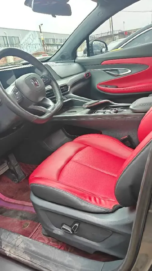 2021 ChangAn UNI-T 1.5T 180HP L4 7DCT,autocango,china used car exporter,china ev exporter,chinese used car exporter,chinese used ev exporter