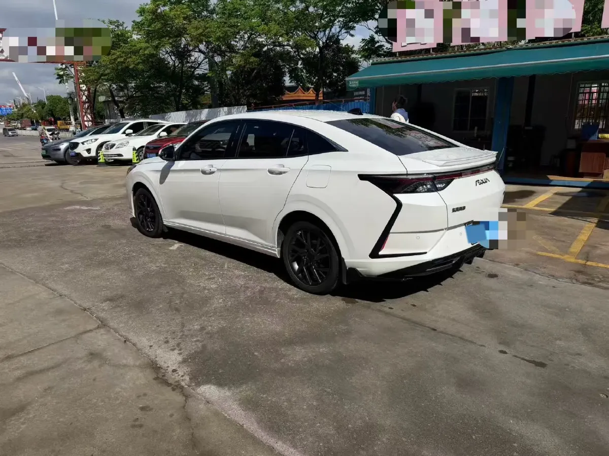 2020 DongFeng Aeolus YiXuan 1.5T 150HP L4 6DCT,autocango,china used car exporter,china ev exporter,chinese used car exporter,chinese used ev exporter