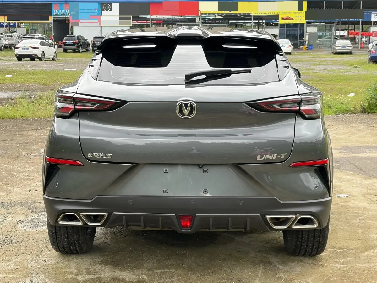 2020 ChangAn UNI-T 1.5T 180HP L4 7DCT,autocango,china used car exporter,china ev exporter,chinese used car exporter,chinese used ev exporter