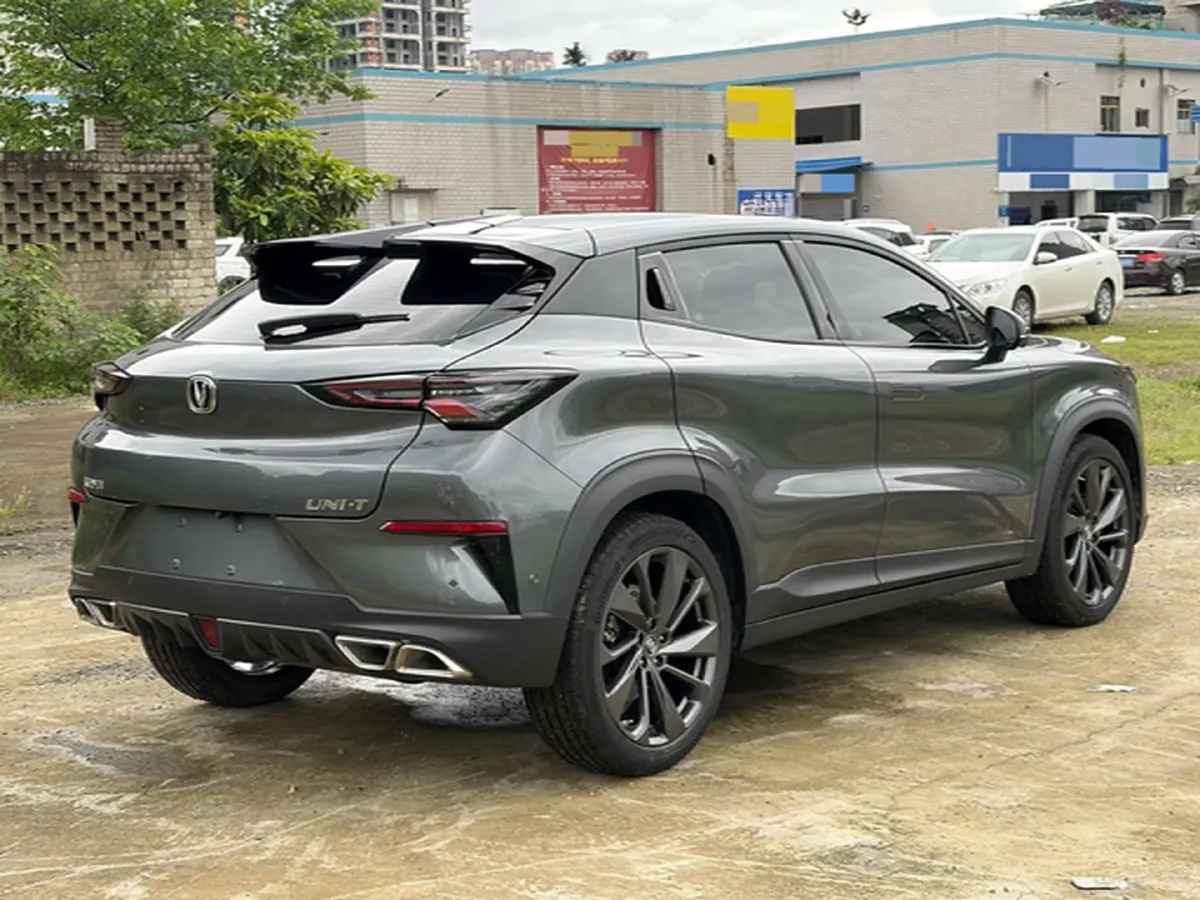 2020 ChangAn UNI-T 1.5T 180HP L4 7DCT,autocango,china used car exporter,china ev exporter,chinese used car exporter,chinese used ev exporter