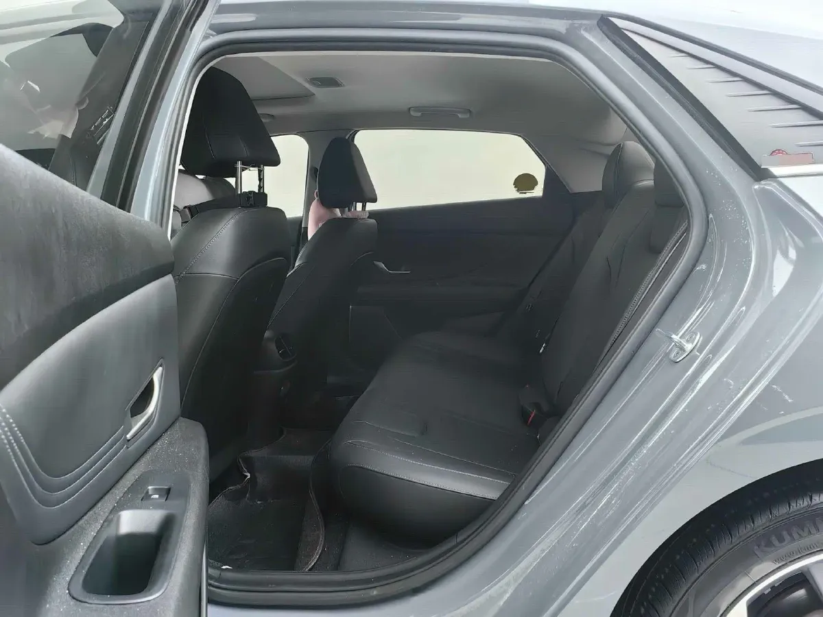 2022 Hyundai Elantra 1.5L 115HP L4 CVT,autocango,china used car exporter,china ev exporter,chinese used car exporter,chinese used ev exporter