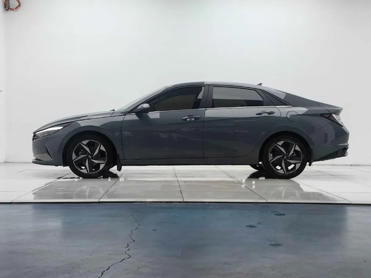 2022 Hyundai Elantra 1.5L 115HP L4 CVT,autocango,china used car exporter,china ev exporter,chinese used car exporter,chinese used ev exporter