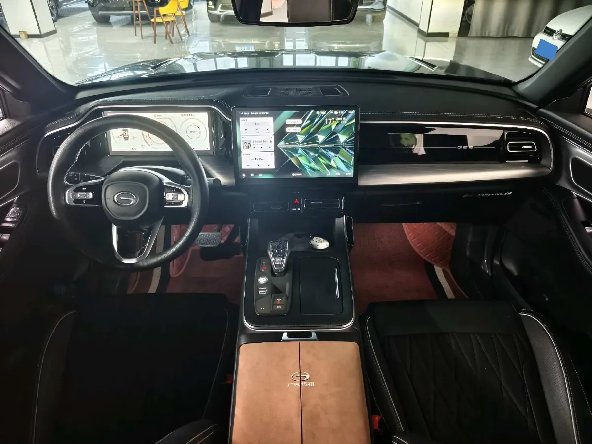 2025 GAC Trumpchi GS8 2.0T 252HP L4 8AT,autocango,china used car exporter,china ev exporter,chinese used car exporter,chinese used ev exporter