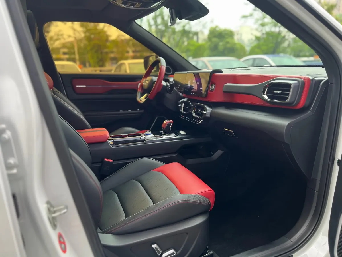 2020 Geely ICON 1.5T 177HP L3 7DCT,autocango,china used car exporter,china ev exporter,chinese used car exporter,chinese used ev exporter