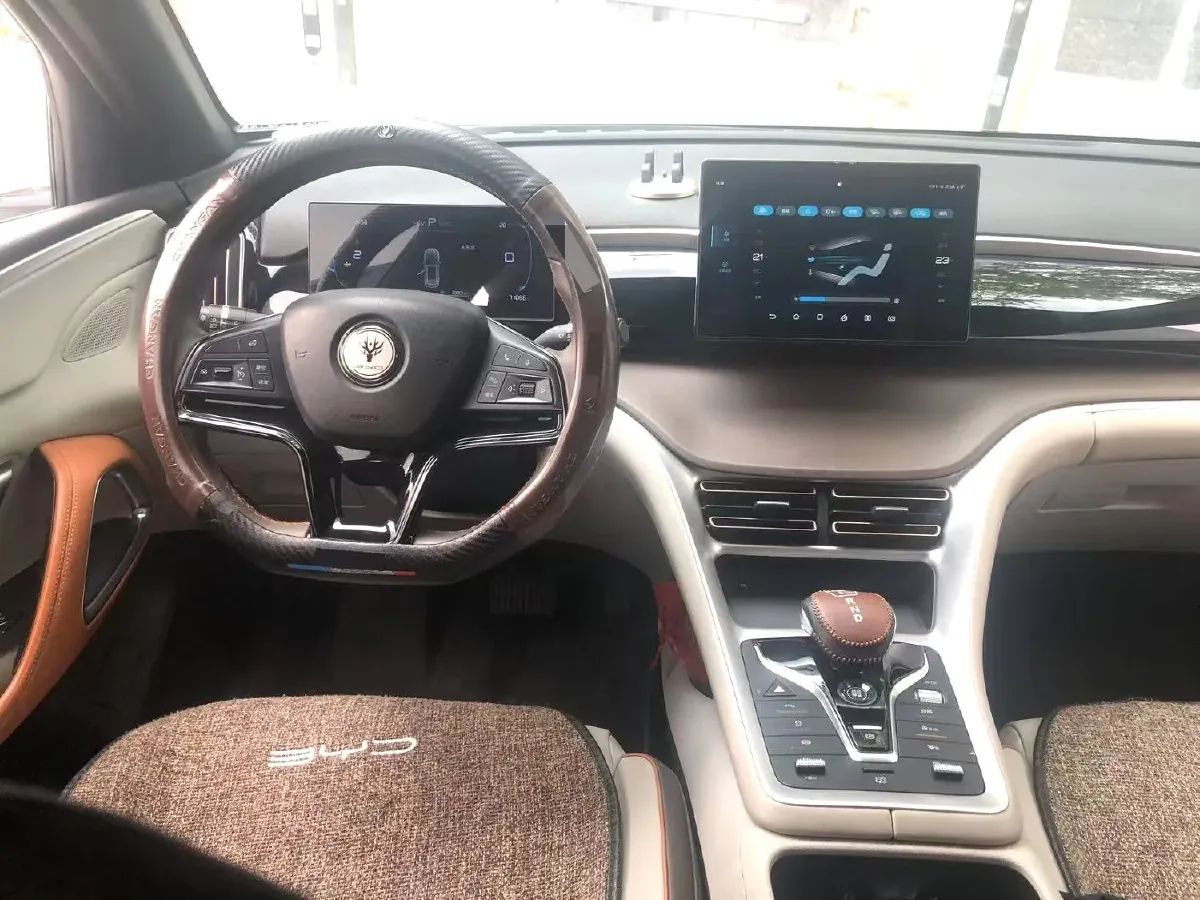 2022 Ruichi Auto EC35 BEV 82HP BEV 36.288KWH,autocango,china used car exporter,china ev exporter,chinese used car exporter,chinese used ev exporter