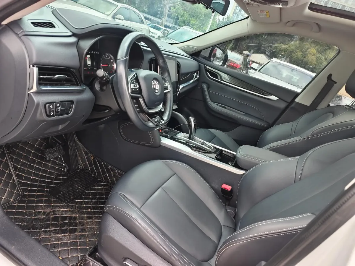 2018 Brilliance Auto V7 1.6T 204HP L4 7DCT,autocango,china used car exporter,china ev exporter,chinese used car exporter,chinese used ev exporter