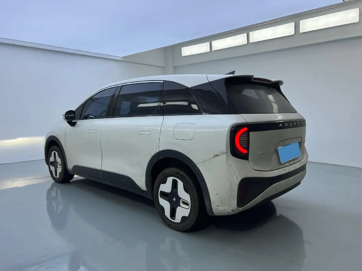 2024 ARCFOX KAOLA S BEV 58.8KWH,autocango,china used car exporter,china ev exporter,chinese used car exporter,chinese used ev exporter