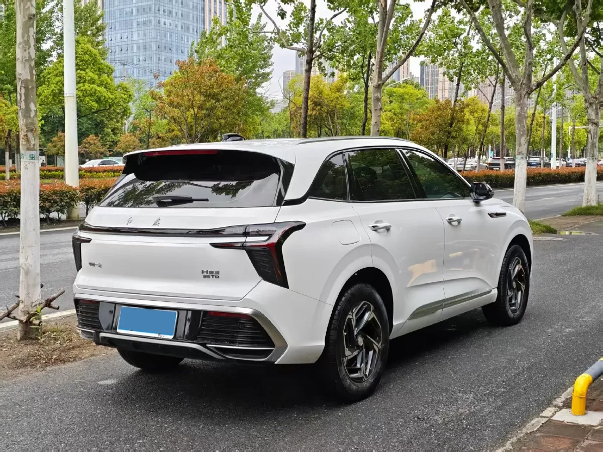 2024 HongQi HS3 1.5T 169HP L4 7DCT,autocango,china used car exporter,china ev exporter,chinese used car exporter,chinese used ev exporter